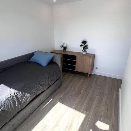 Apartament Flat 13 Paryż