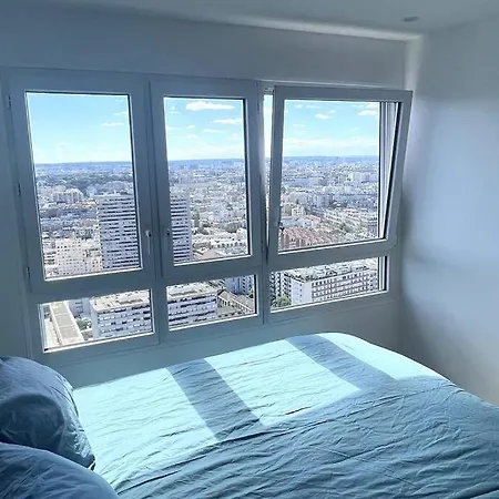 With Amazing View Of + Parking * Parigi